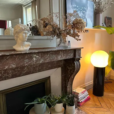 Serenite 4 P Historic Normandy District カーン