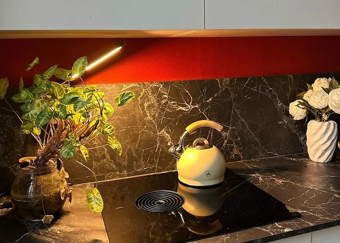 Serenite 4 P Historic Normandy District